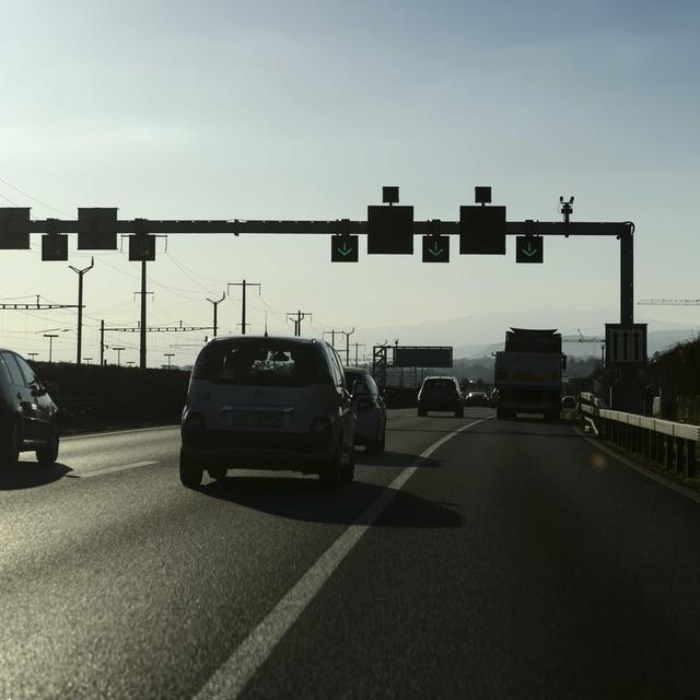 Un tronçon d'autoroute en Suisse. [Keystone - Laurent Gillieron]