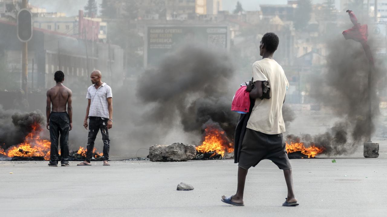 Les émeutes au Mozambique après la confirmation des résultats des élections d'octobre ont fait 125 morts en trois jours. [KEYSTONE - PAULO JULIAO]