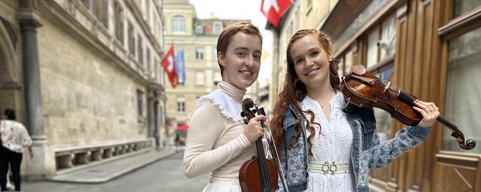 Camille et Julie Berthollet.