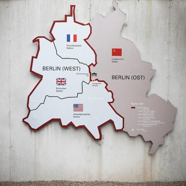 Une carte du mur de Berlin. [AFP - Beata Zawrzel / NurPhoto]