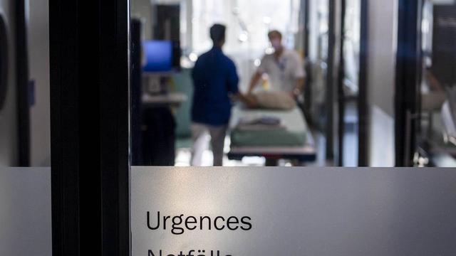 Le Grand Conseil fribourgeois a donné son feu vert au contre-projet à l'initiative sur les urgences. [Keystone]