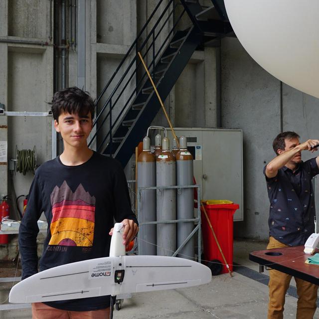 Yohan Hadji avant un lancement de son planeur avec Météo Suisse. [©2024 Yohan Hadji]