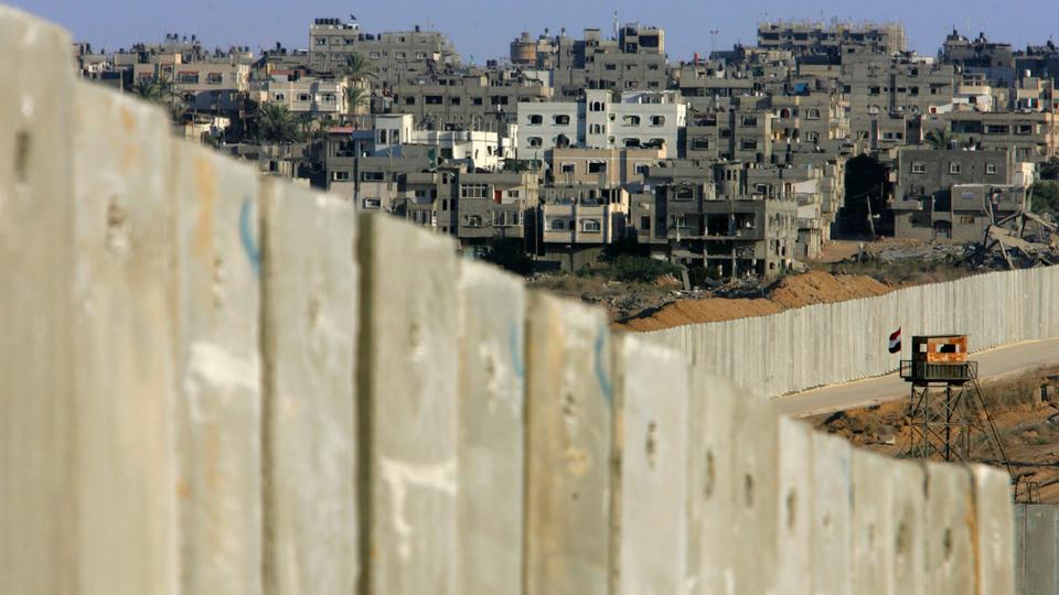 La barrière qui sépare l'Egypte de la bande de Gaza. [REUTERS - Reuters Photographer]