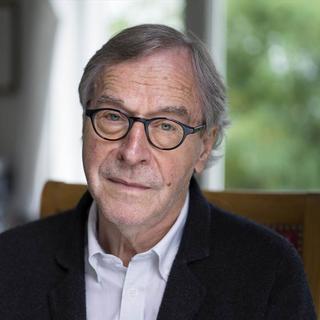 L'écrivain argovien Klaus Merz est le lauréat 2024 du Grand Prix de littérature suisse. [Keystone - Gaetan Bally]