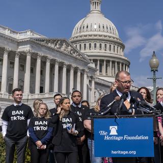 Un sénateur Texan républicain milite pour interdire le réseau chinois TikTok aux États-Unis. [J. Scott Applewhite - keystone/AP Photo]