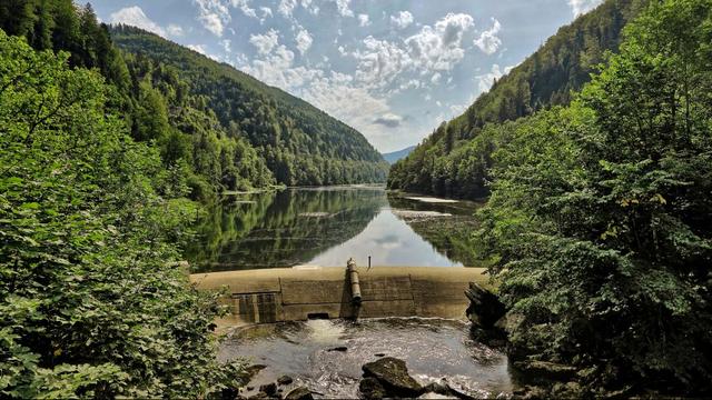 Dans le Jura, le barrage de la Goule est au cœur d’un bras de fer entre la France et la Suisse. [CC BY-SA 4.0 - JGS25]