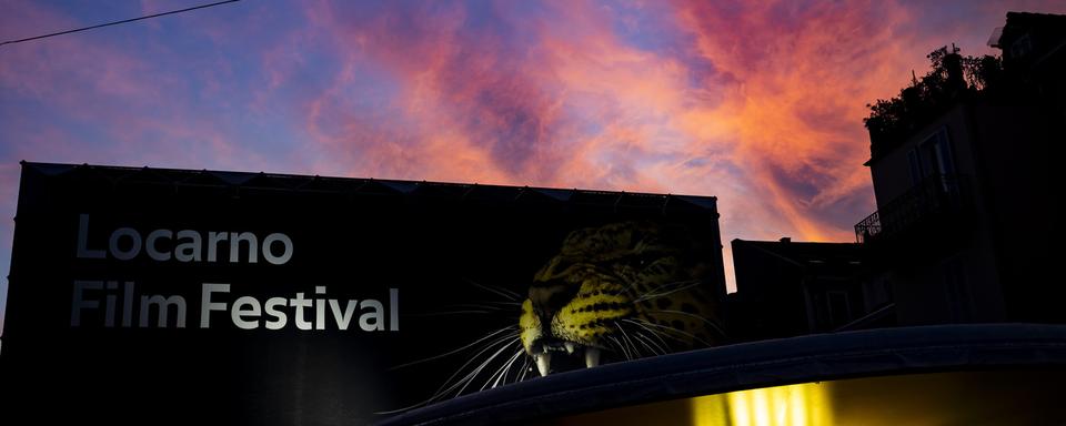 C'est la fin du 77e Festival du Film de Locarno (TI). [Keystone/EPA - Jean-Christophe Bott]