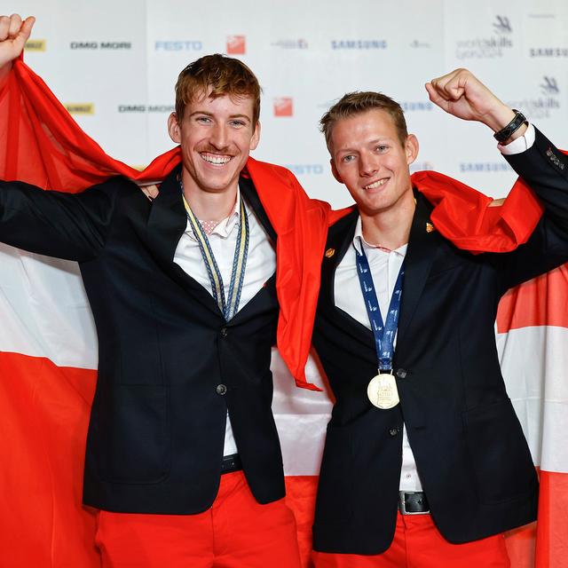 Landscape Gardening, Reto Dali und Samuel Binder während der WorldSkills 2024 Closing Ceremony, le 10.09.2024, Lyon. [zvg]