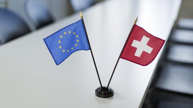 Relations Suisse-UE: une initiative veut empêcher "une adhésion passive". [Keystone - Gaetan Bally]