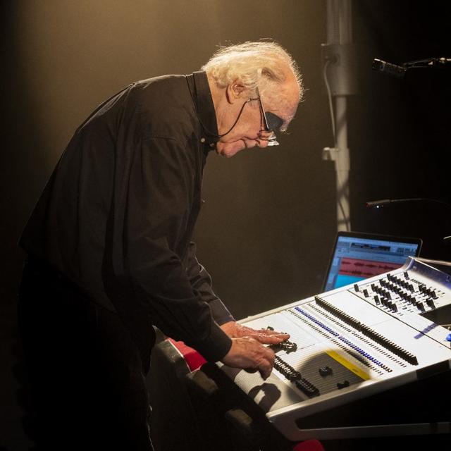 Francis Dhomont, pionnier de la musique électroacoustique. [AFP - ©Didier Allard / Ina]