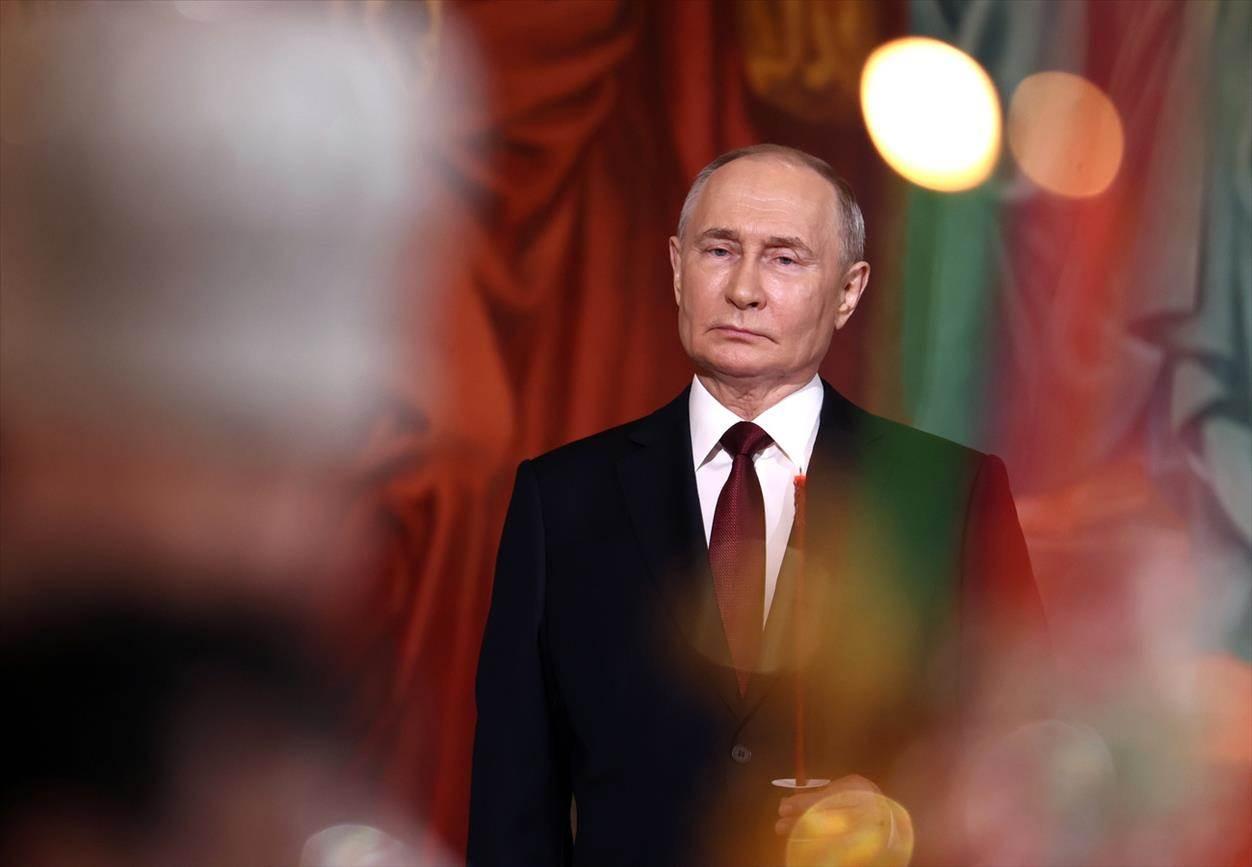Le président russe Vladimir Poutine a été officiellement reconduit pour un nouveau mandat de 6 ans. [Keystone]