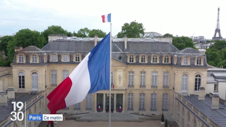 Au lendemain de la victoire de la gauche lors des élections législatives françaises, de nombreuses manœuvres ont lieu pour redéfinir le nouveau paysage politique