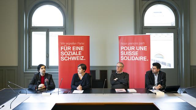 Le Parti socialiste exige une enquête sur les finances de l'armée. [Keystone - Anthony Anex]