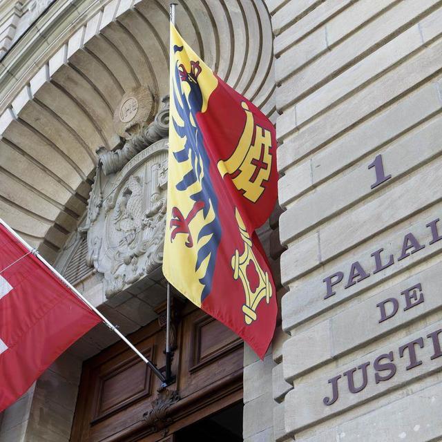 La Cour de justice du canton de Genève devra à nouveau s'occuper de l'affaire dite de la plume. [Keystone]