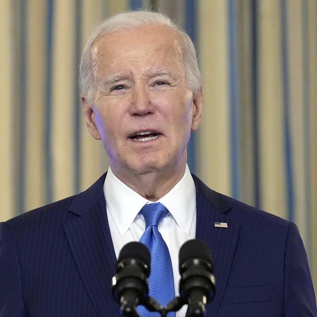 Malgré les craintes sur son âge, Joe Biden est jugé "apte" à être président. [Keystone - AP Photo/Andrew Harnik]