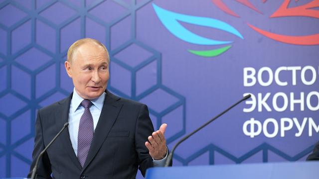 Le président russe Vladimir Poutine, ici le 4 septembre 2024 lors du Forum économique oriental, à Vladivostok. [KEYSTONE - ALEXEI NIKOLSKY/SPUTNIK/KREMLIN]