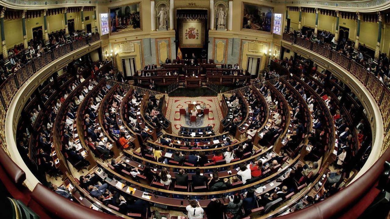 Le Parlement espagnol approuve la loi d'amnistie controversée pour les indépendantistes catalans. [Keystone]