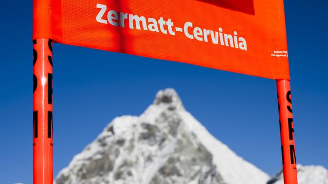 Pas d'entraînement de ski cet été à Zermatt [KEYSTONE - JEAN-CHRISTOPHE BOTT]