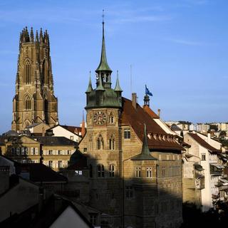 Le peuple fribourgeois a accepté la loi sur les prestations complémentaires pour les familles. [Keystone]