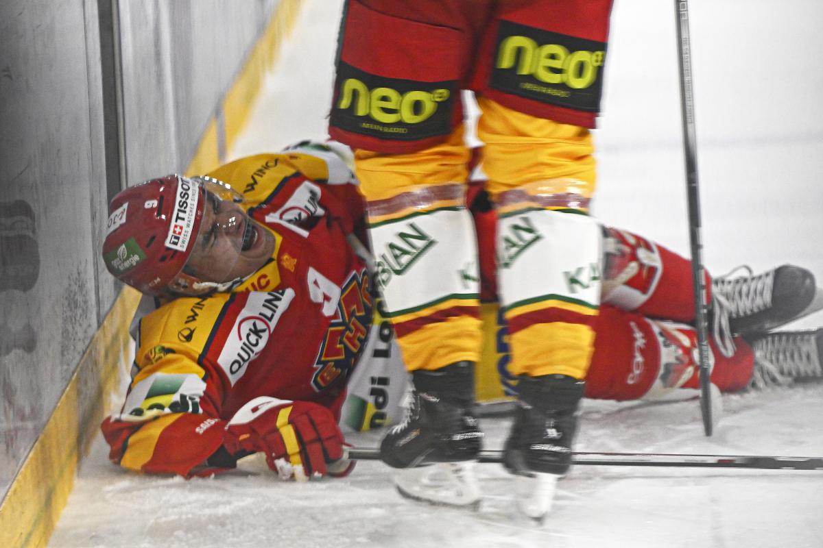 Noah Delémont s'est blessé lors d'un choc contre la bande face à Langnau. [freshfocus - Urs Lindt]