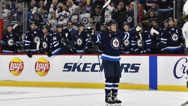 Soirée de gala pour Nikolaj Ehlers. [KEYSTONE - FRED GREENSLADE]