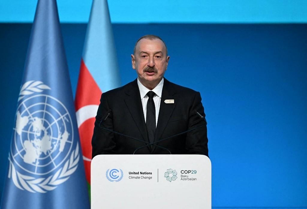 Le président de l'Azerbaïdjan Ilham Aliev a répété son expression de "cadeau de Dieu" pour désigner les hydrocarbures, qui ont fait la richesse de son pays. [Anadolu via AFP - PRESIDENCY OF AZERBAIJAN / HANDO]