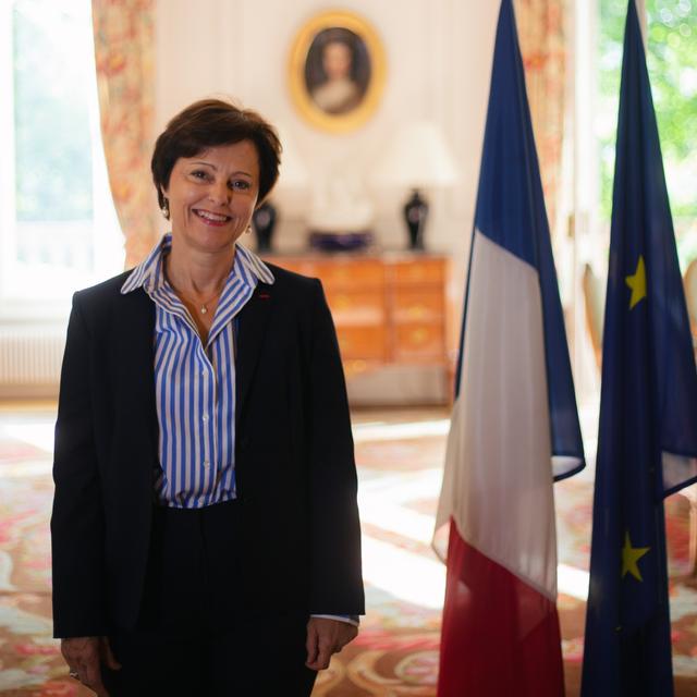 La diplomate française Marion Paradas est ambassadrice de France en Suisse depuis 2023. [Ambassade de France en Suisse et au Liechtenstein - Théo Grandmaison]