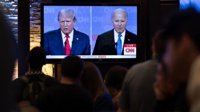Le premier débat Biden-Trump a été marqué par une pluie d'invectives entre les deux candidats. [AFP - Scott Olson]