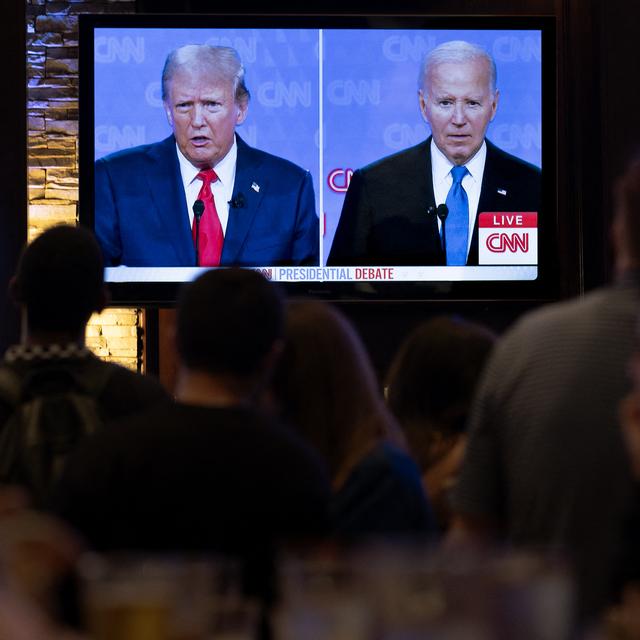 Le premier débat Biden-Trump a été marqué par une pluie d'invectives entre les deux candidats. [AFP - Scott Olson]