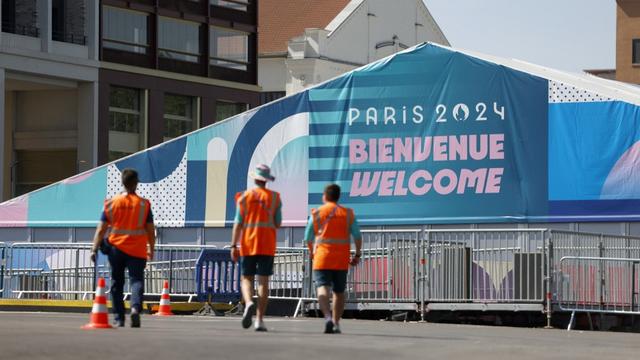 Le Village olympique ouvre ses portes à Paris, avec l'arrivée des premiers athlètes. [AFP - GEOFFROY VAN DER HASSELT]