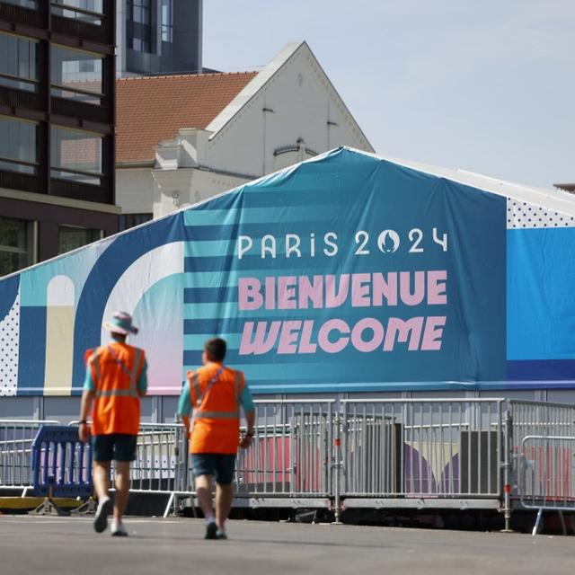 Le Village olympique ouvre ses portes à Paris, avec l'arrivée des premiers athlètes. [AFP - GEOFFROY VAN DER HASSELT]
