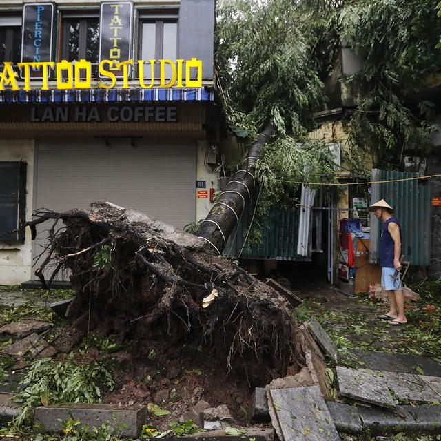 Le bilan du typhon Yagi porté à 9 morts au Vietnam après un glissement de terrain. [Keystone - Luong Thai Linh]