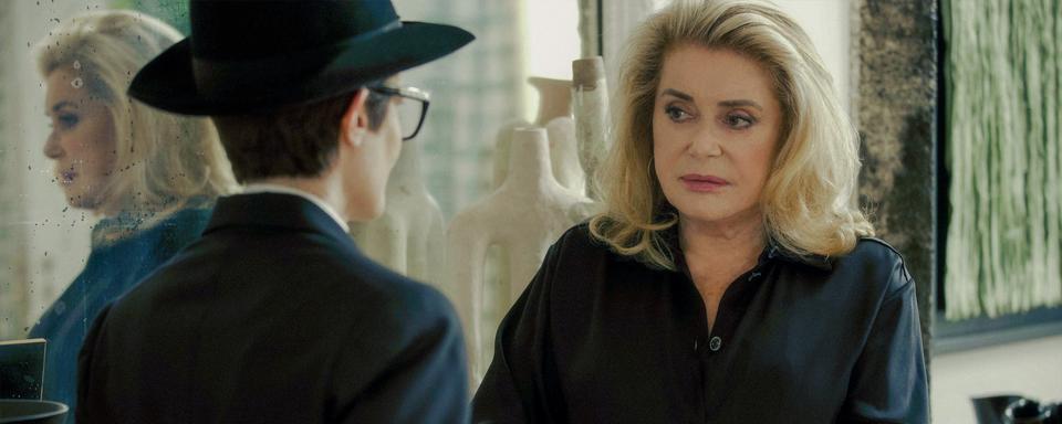 Catherine Deneuve dans le film "Marcello Mio" de Christophe Honoré. [DR]