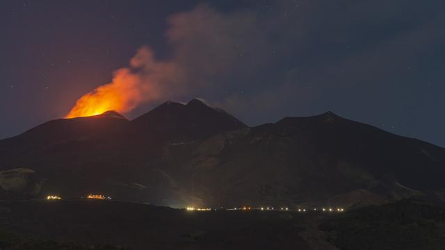 L'aéroport de Catane fermé à cause d'une éruption de l'Etna. [Anadolu via AFP - SALVATORE ALLEGRA]