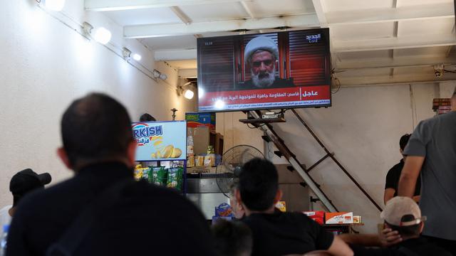 Le discours du numéro deux du Hezbollah Naïm Qassem a été retransmis en direct à la télévision. [REUTERS - Mohamed Azakir]