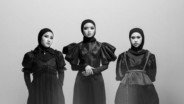 Voice of Baceprot, un trio musulman de heavy metal entièrement féminin venu d'Indonésie. [DR - Davy Linggar]