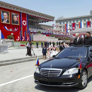 Le président russe Vladimir Poutine et le leader nord-coréen Kim Jong Un se sont retrouvés à Pyongyang. [Keystone/Sputnik, Kremlin Pool Photo via AP - Gavriil Grigorov]
