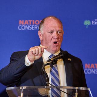 Tom Homan, républicain tenant de la ligne dure, a été élu par Donald Trump à la tête de l'agence responsable du contrôle des frontières et de l'immigration (ICE).