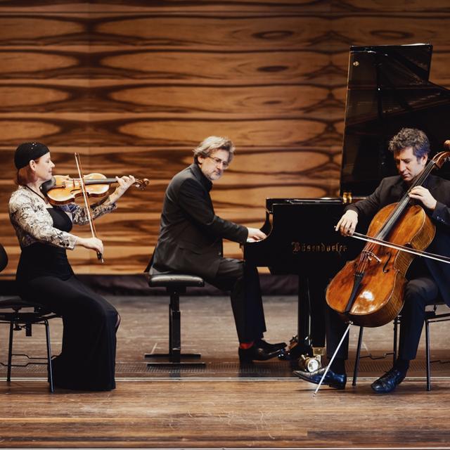 Le Trio Van Beethoven. [www.triovanbeethoven.a - ©Maria Frodl]