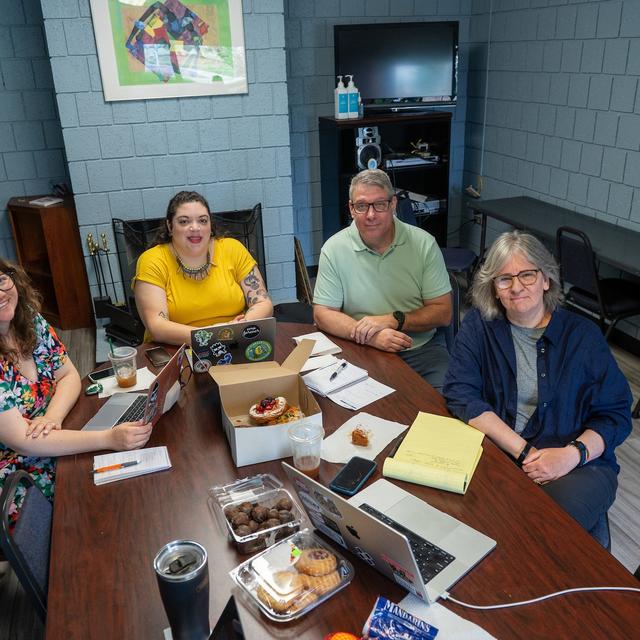 Susan Zake, rédactrice en chef du webjournal Signal Akron, était auparavant professeure à l'université de Kent. [Kent State University/Facebook]