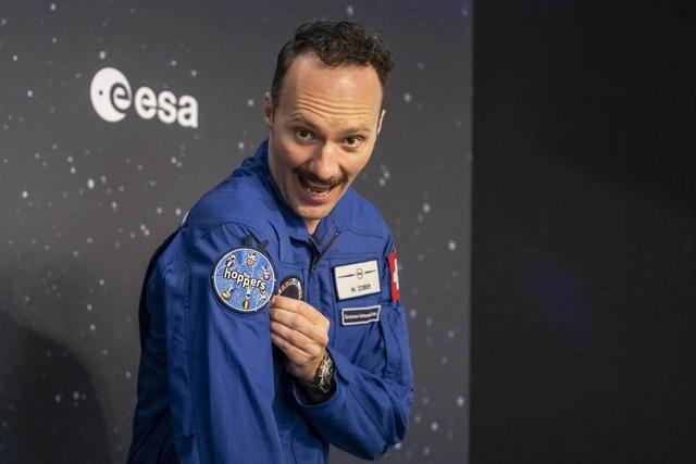 L'ESA nomme officiellement Marco Sieber au poste d'astronaute. [Keystone]