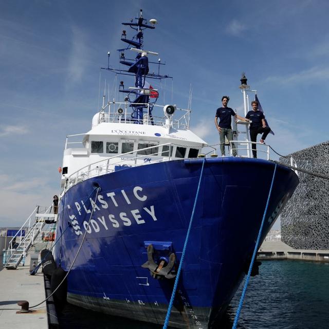 Le Plastic Odyssey dans le port de Marseille en septembre 2022. [AFP - NICOLAS TUCAT]