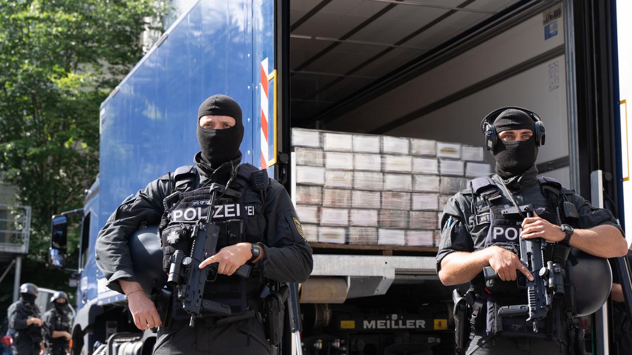 Les autorités allemandes ont annoncé une saisie record de plus de 35 tonnes de cocaïne. [KEYSTONE/DPA - Ministère de l'Intérieur du Bade-Wurtemberg]