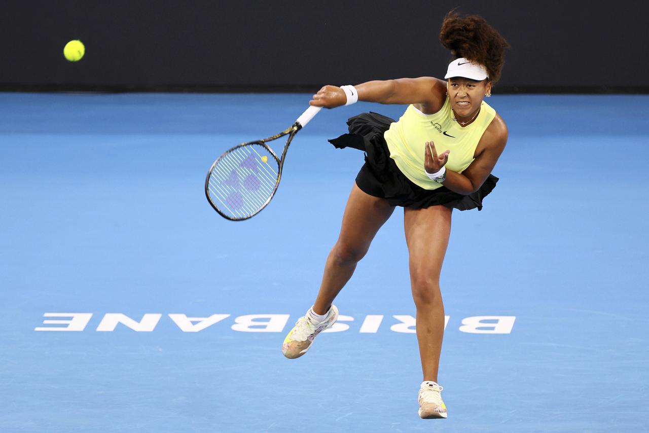 Naomi Osaka a signé un retour gagnant à Brisbane après une année sans jouer. [Tertius Pickard]