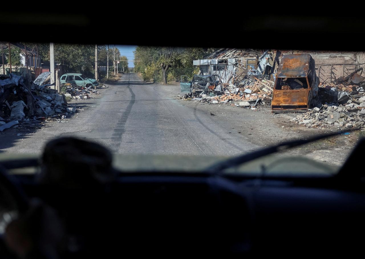 Une rue de Selydové, dans l'est de l'Ukraine (image d'illustration). [via REUTERS - RFE/RL/Serhii Nuzhnenko]