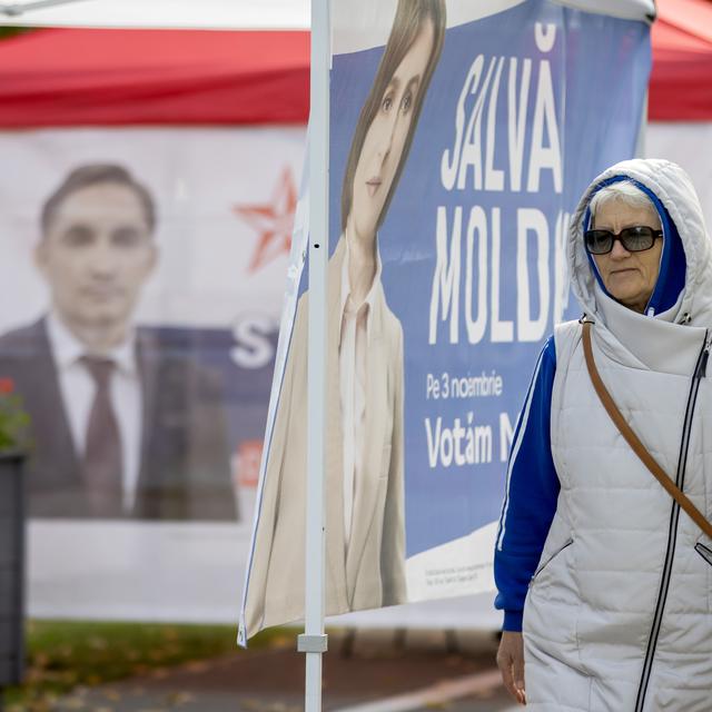 La Moldavie doit choisir entre la présidente sortante Maia Sandu et Alexandr Stoianoglo. [KEYSTONE - DUMITRU DORU]