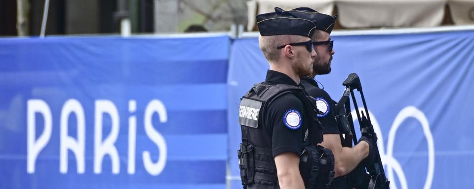 La ville de Paris est sous très haute surveillance policière à l'aube des JO, le 24 juillet 2024. [EPA / Keystone - Ciro Fusco]