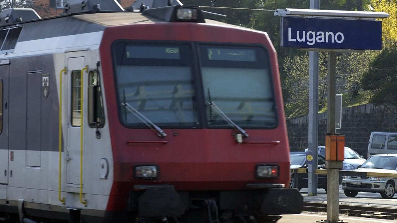 La gare ferroviaire de Lugano fait face à des perturbations à cause d'un aiguillage (image d'illustration). [Keystone - Karl Mathis]