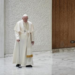 Le pape François, ici le 10 octobre 2022, appelle à interdire la gestation pour autrui. [Keystone - AP Photo/Andrew Medichini]