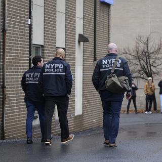 Un suspect est poursuivi pour le meurtre d'un patron d'assurance à New York. [Getty Images via AFP - JEFF SWENSEN]